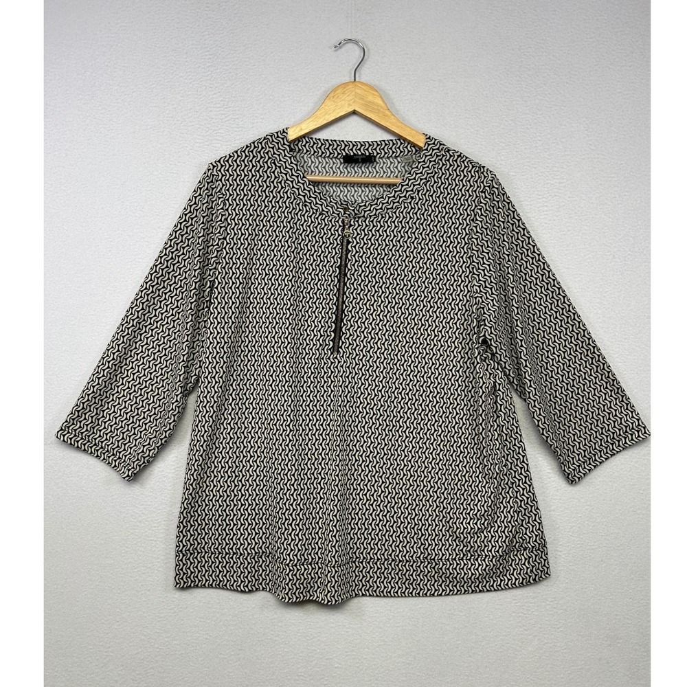 Geometric Mod Office Tahari Woman 1X Black White Zip Neck 3/4 Sleeve Tunic